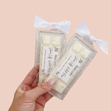 Sheer Lily + White Rose Snap Bar